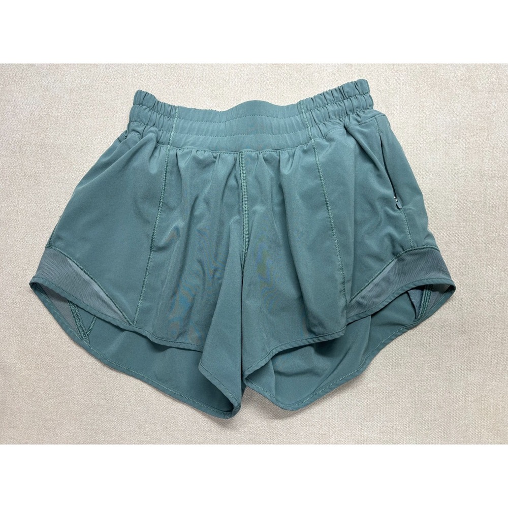 Lululemon Shorts 2 Green Hotty Hot High-Rise Lined 3.75" Inseam Hi Rise W7ARLT